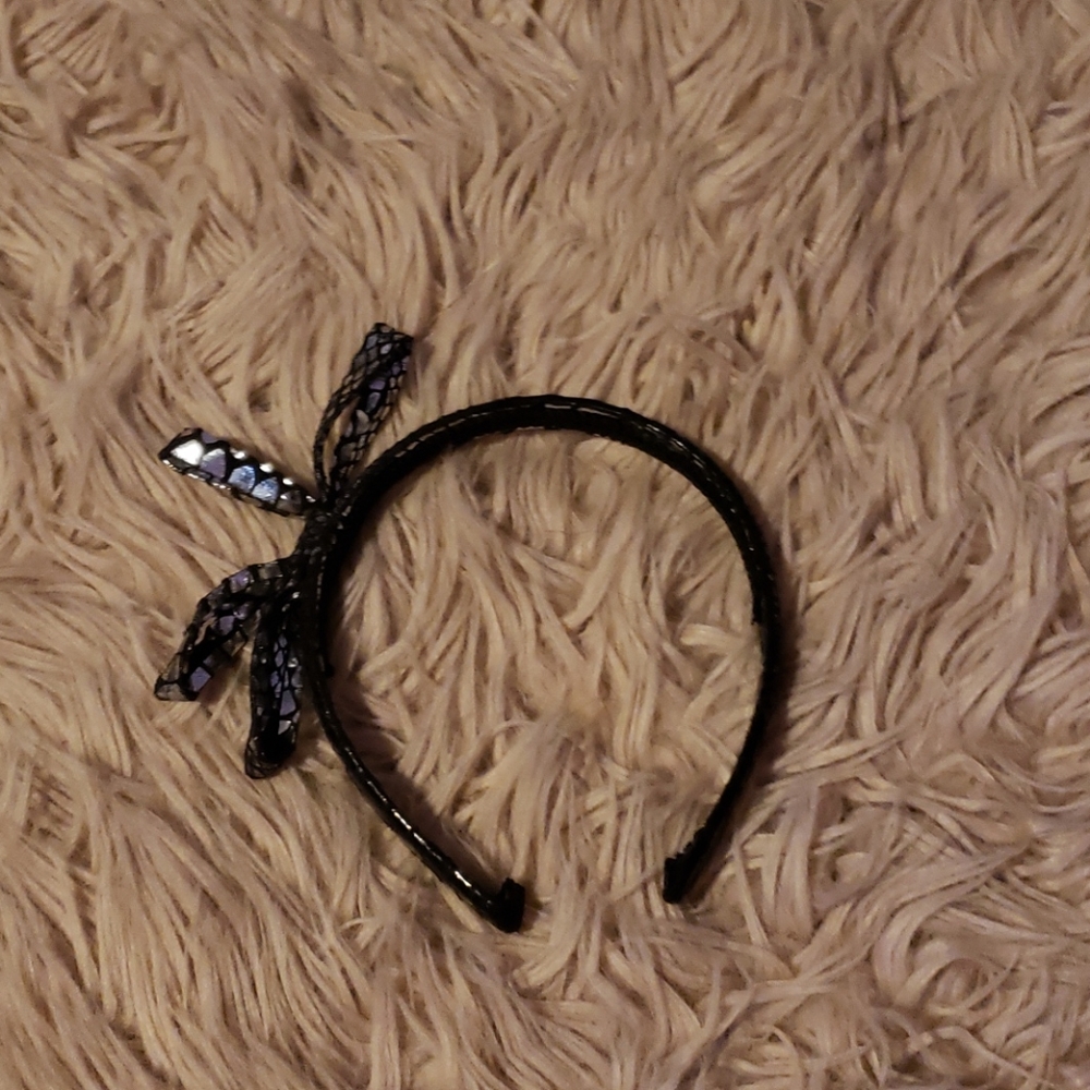 Black and silver headband